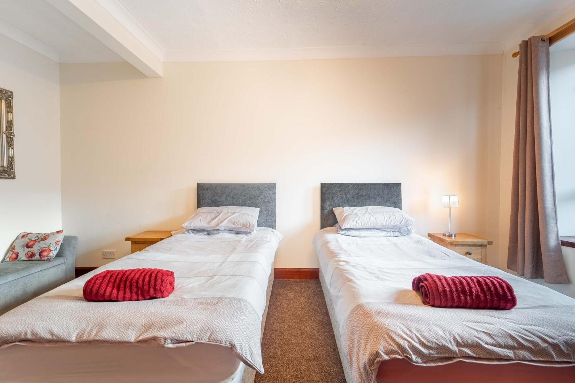 פורט ויליאם Prime Location Rooms In High Street מראה חיצוני תמונה